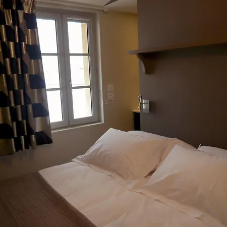 Cheverus Apartment
